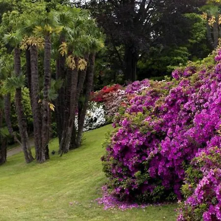 Villa Cadenabbia Sleeps 14 Pool Menaggio