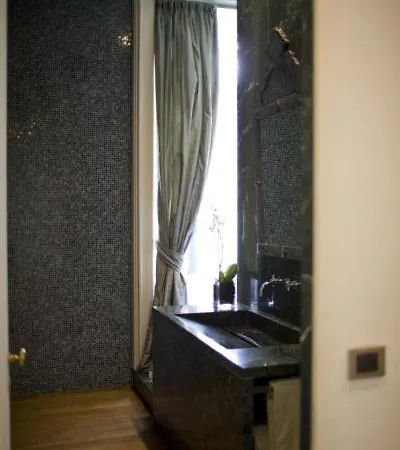 Cadenabbia Sleeps 14 Pool Villa