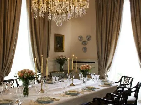 Villa Cadenabbia Sleeps 14 Pool